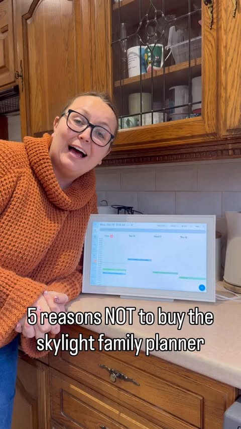 Instagram post by @crazynewmumma for Selfridges. Caption reads: How organised this calendar has made me is....