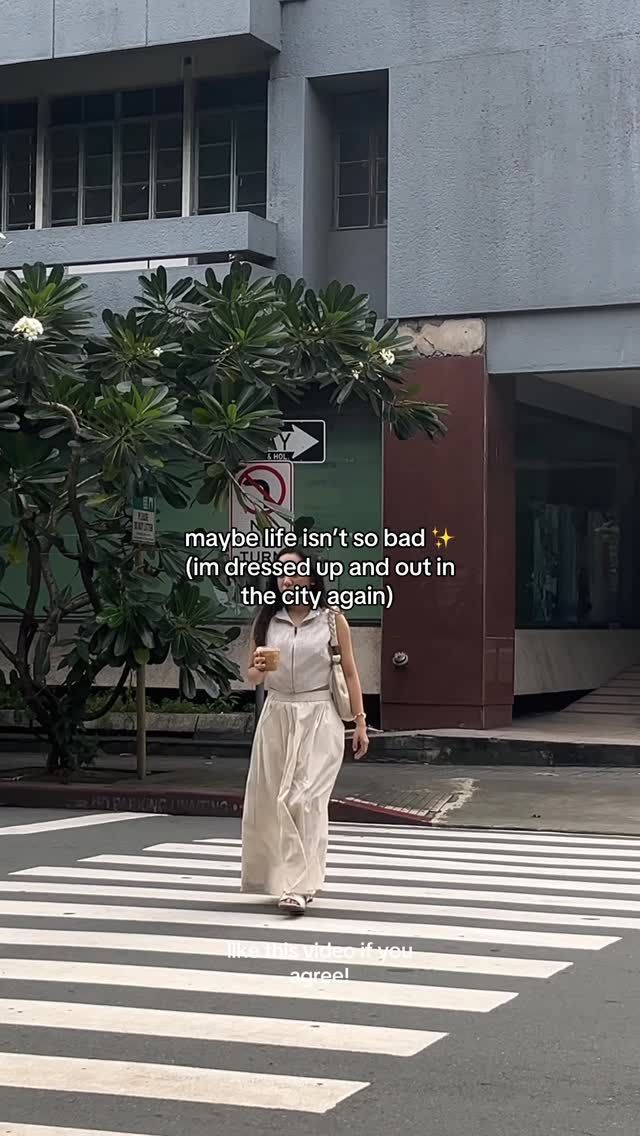 Instagram post by @paulineejulian for Sunsilk. Caption reads: Out and about with grace, positive energy, and....