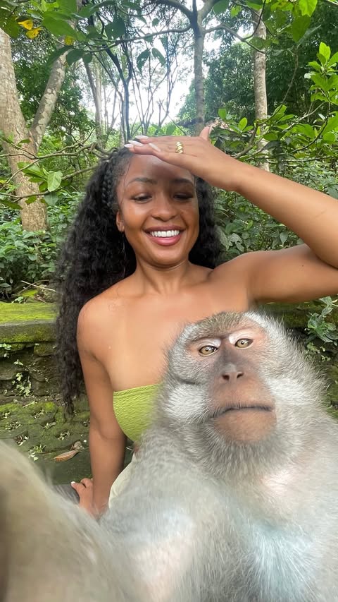 Instagram post by @hellodrea16 for Expedia. Caption reads: [...] this upcoming year by planning ahead!....