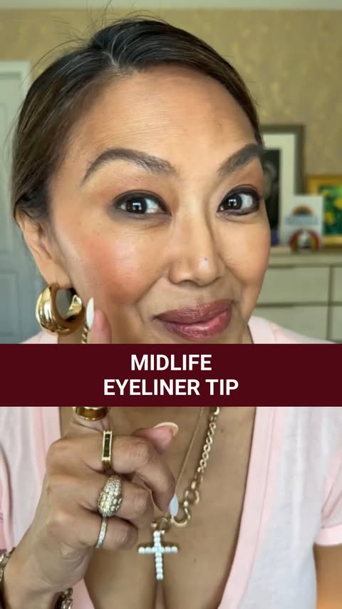 Instagram post by @mallyroncal for Juvia’s Place. Caption reads: If harsh black liner on the top and bottom is your....