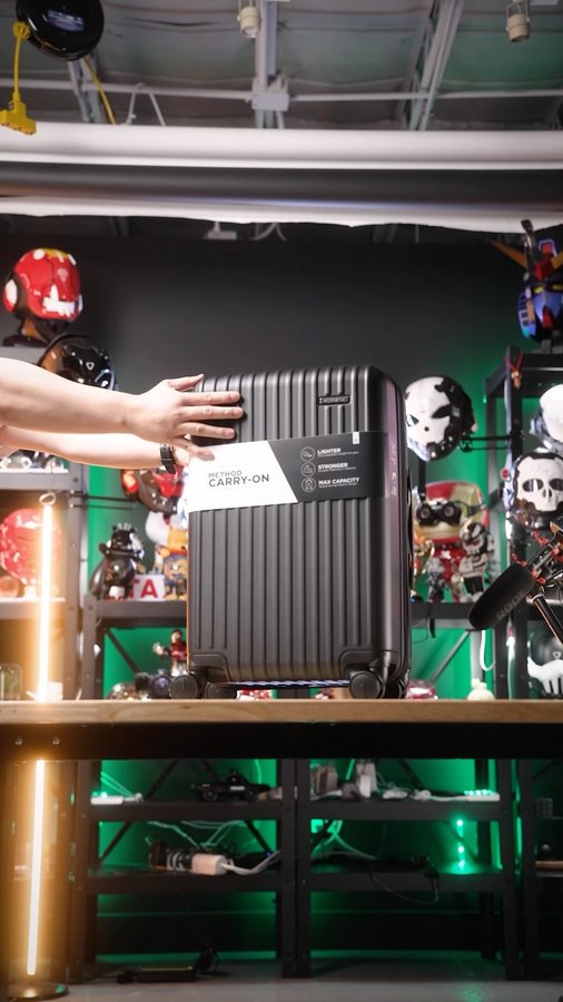 Instagram post by @excessorize.me for NOMATIC. Caption reads: Pack with me silently… 🤫

🛒: @nomatic Method....