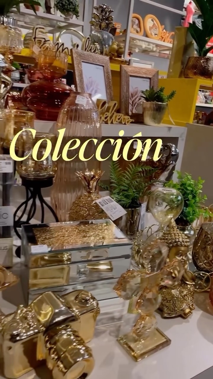 Instagram post by @lucilu_life for Coppel. Caption reads: Colección @starhaus_living en @coppel 
Luce tu....
