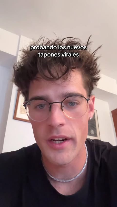 Instagram post by @manuarroyo6 for Loop Earplugs. Caption reads: QUE CHULOS @loopearplugs publi.