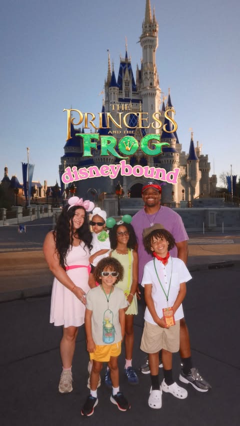 Instagram post by @myleyj for Disney Parks. Caption reads: [...] and the frog 🐸👑 @waltdisneyworld....
