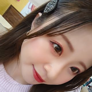 influencer profile picture