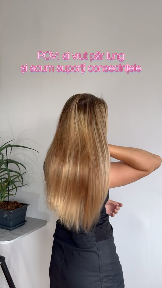 Instagram post by @mihascutaru for Hairburst. Caption reads: [...] si des”😂. Daca nu nu ai incercat inca....