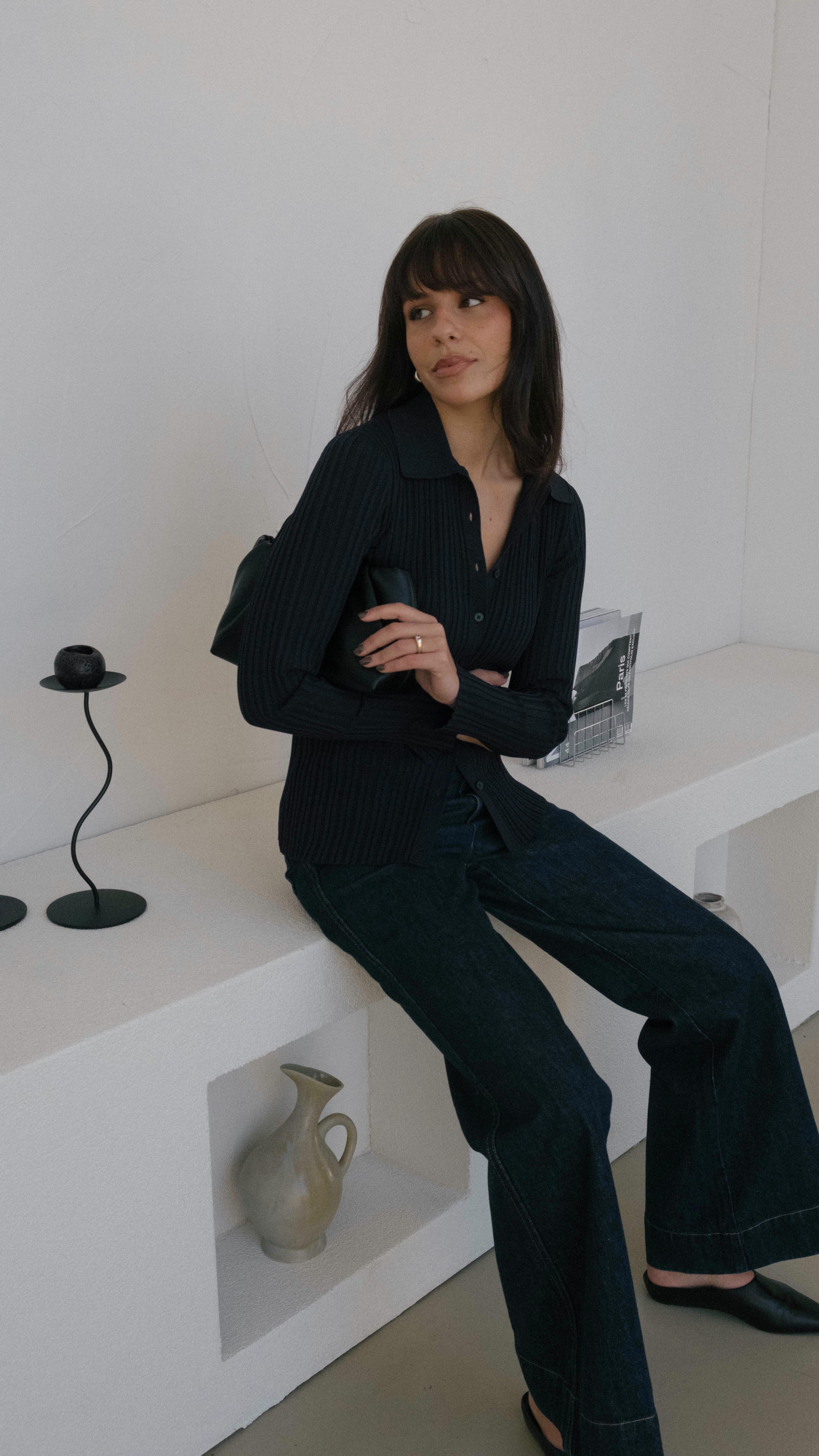 Instagram post by @ashgrats for Country Road. Caption reads: Two ways to style the silhouettes that are quickly....