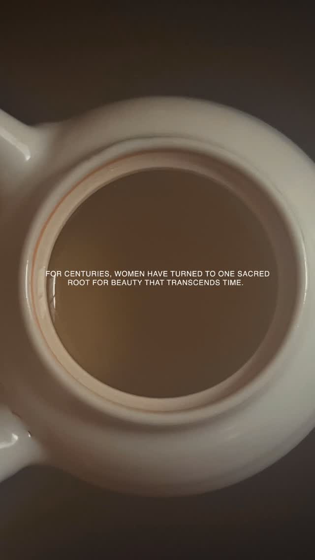 Instagram post by @fongminliao for Sulwhasoo. Caption reads: AD #Sulwhasoo_Partner For centuries, women have....