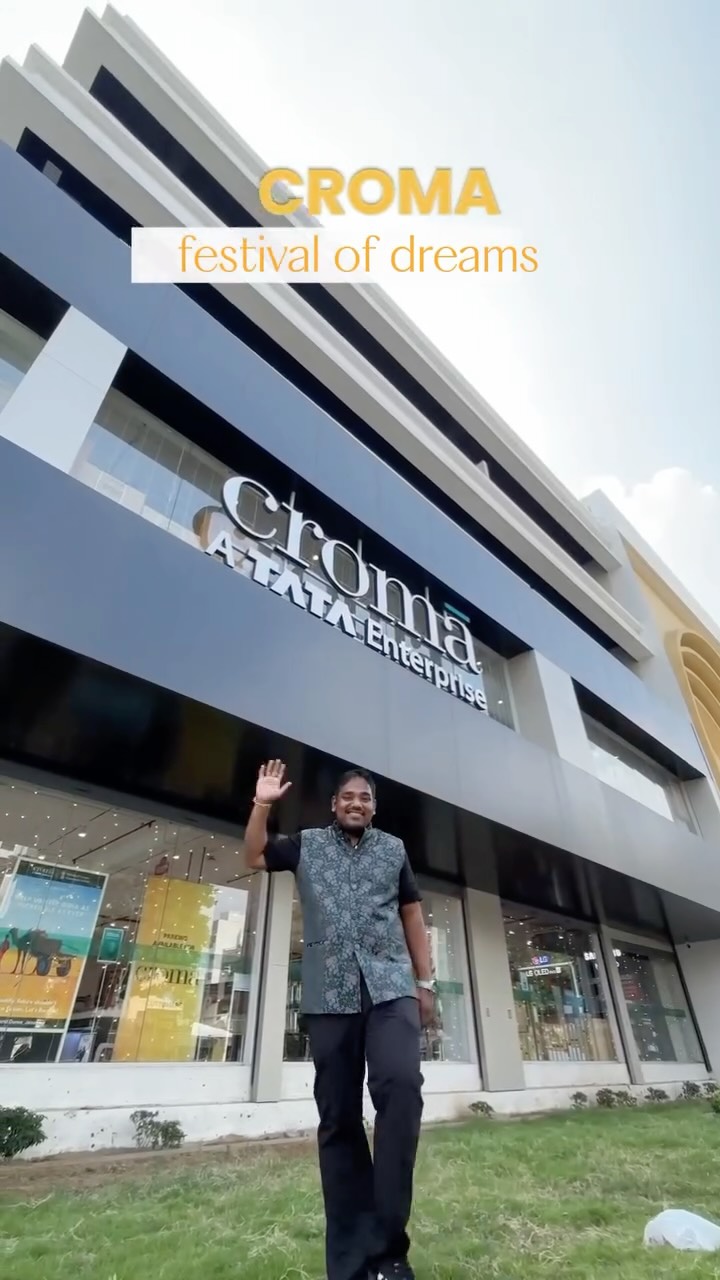 Instagram post by @thehungryclones for Croma. Caption reads: Croma Festival of Dreams is live! 😍✨

35% off on....