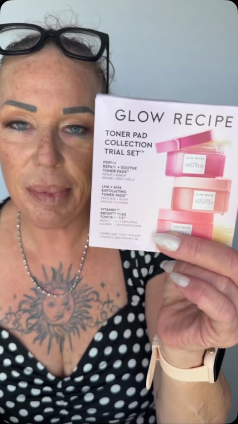 Instagram post by @just_janci for Glow Recipe. Caption reads: @glowrecipe The perfect essentials for the summer....