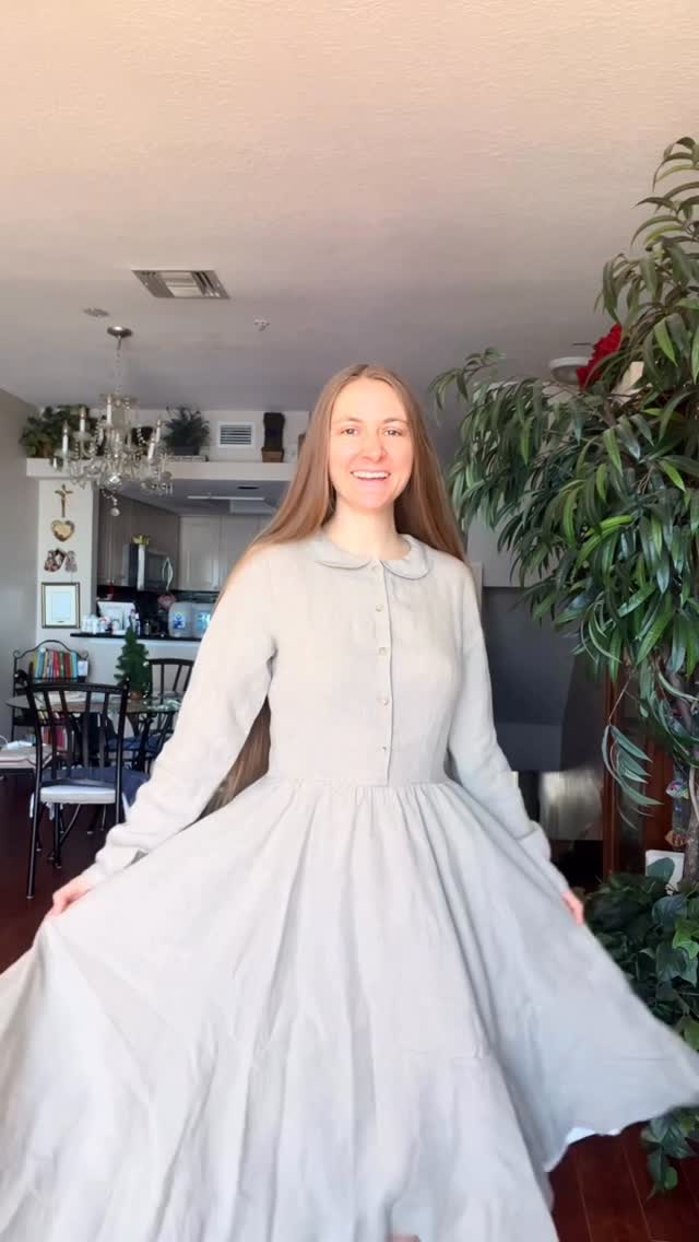 Instagram post by @followmeaway for Son de Flor. Caption reads: The perfect linen dresses for winter!! 

I am....