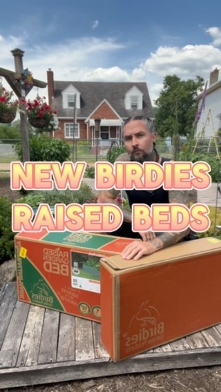 Instagram post by @dirtypunkgardening for Epic Gardening. Caption reads: [...] new @birdiesgardenproducts beds from....