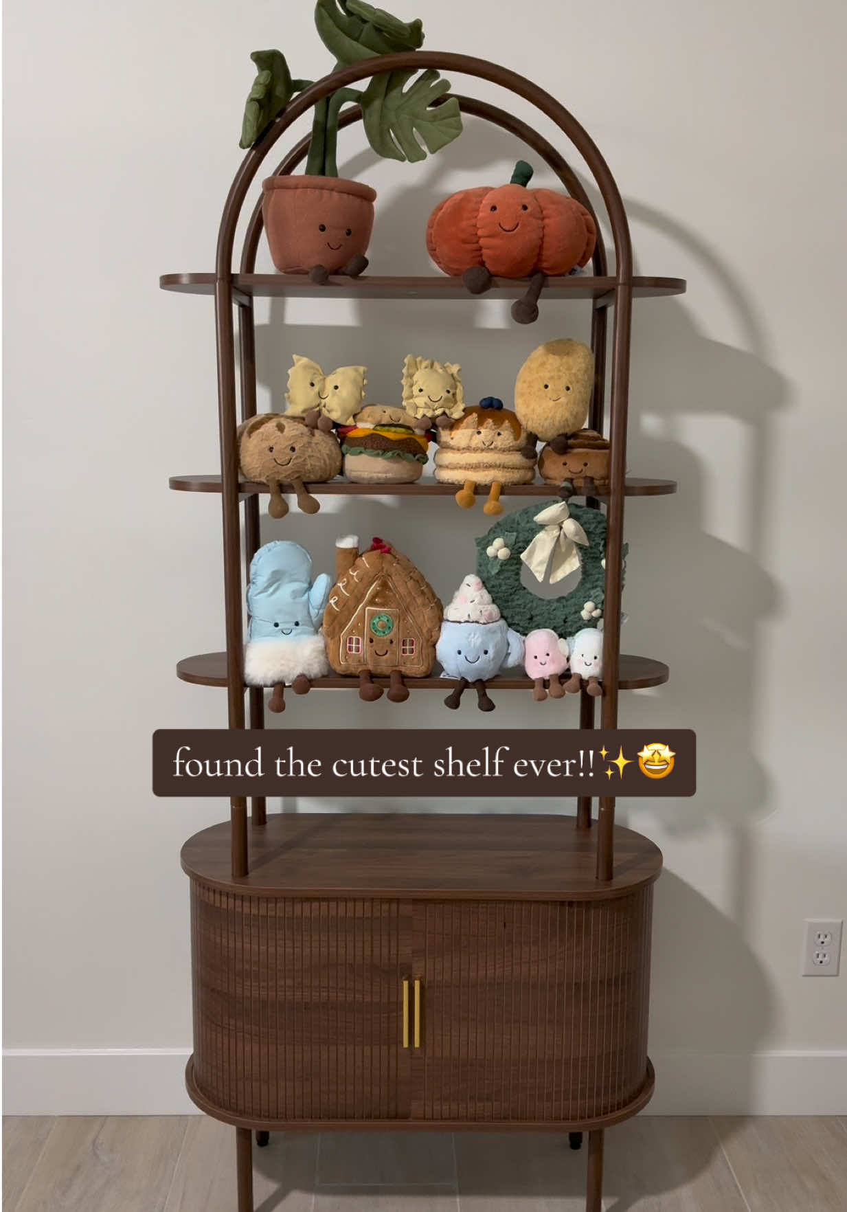 TikTok post by @madi.lynn.b for Giratree. Caption reads: uhm yeah i'm obsessed!!🤎✨🤩 @GiraTree @Jellycat....