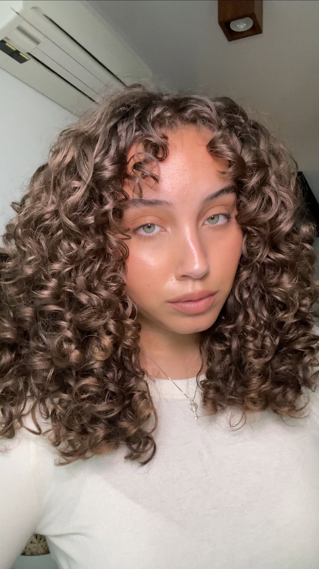 Instagram post by @tondreannaesquilin for functionofbeauty. Caption reads: wash day 🫧 #functionpartner

wash days can feel....