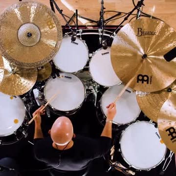 Instagram post by @louiepalmerdrums for EVANS Drumheads. Caption reads: [...] made possible by @lasvegasdrumroom....