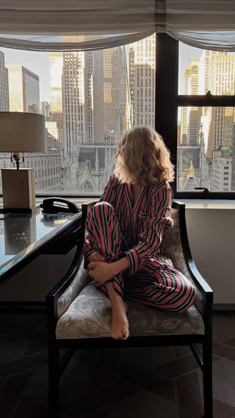 Instagram post by @candidlychan for Victoria's Secret. Caption reads: Christmas time at @victoriassecret🎄✨🎀 I grabbed....