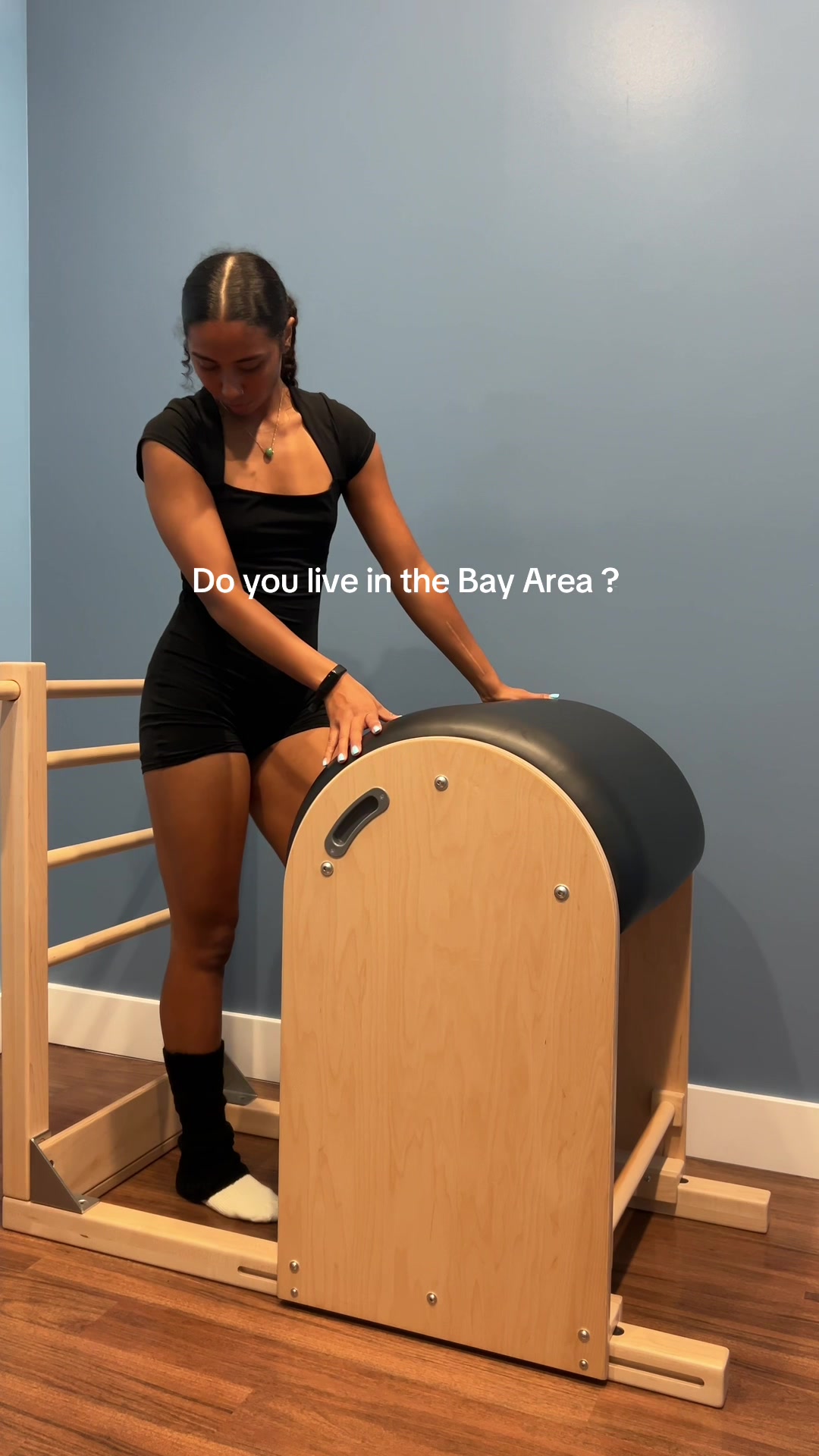 TikTok post by @_lizzyb00 for Natural Shilajit. Caption reads: [...] by our vendors AriEssence & @N@Natural....