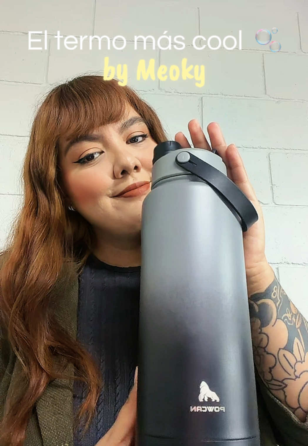 TikTok post by @heidi_neptune for Meoky Cup. Caption reads: Mi nuevo termo @meoky 🤍 #meoky #meoky🥤cups....