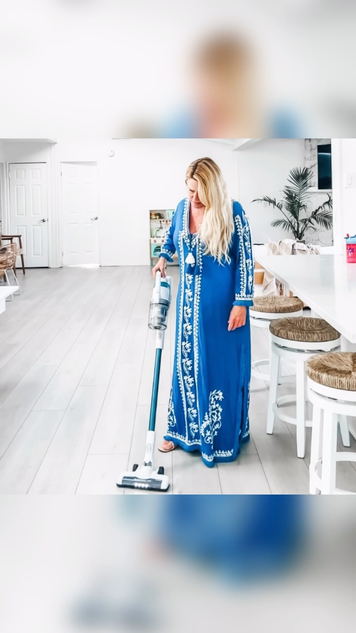 Instagram post by @malibulovinmama for Eureka. Caption reads: [...] to bulky vacuums and hello to the....