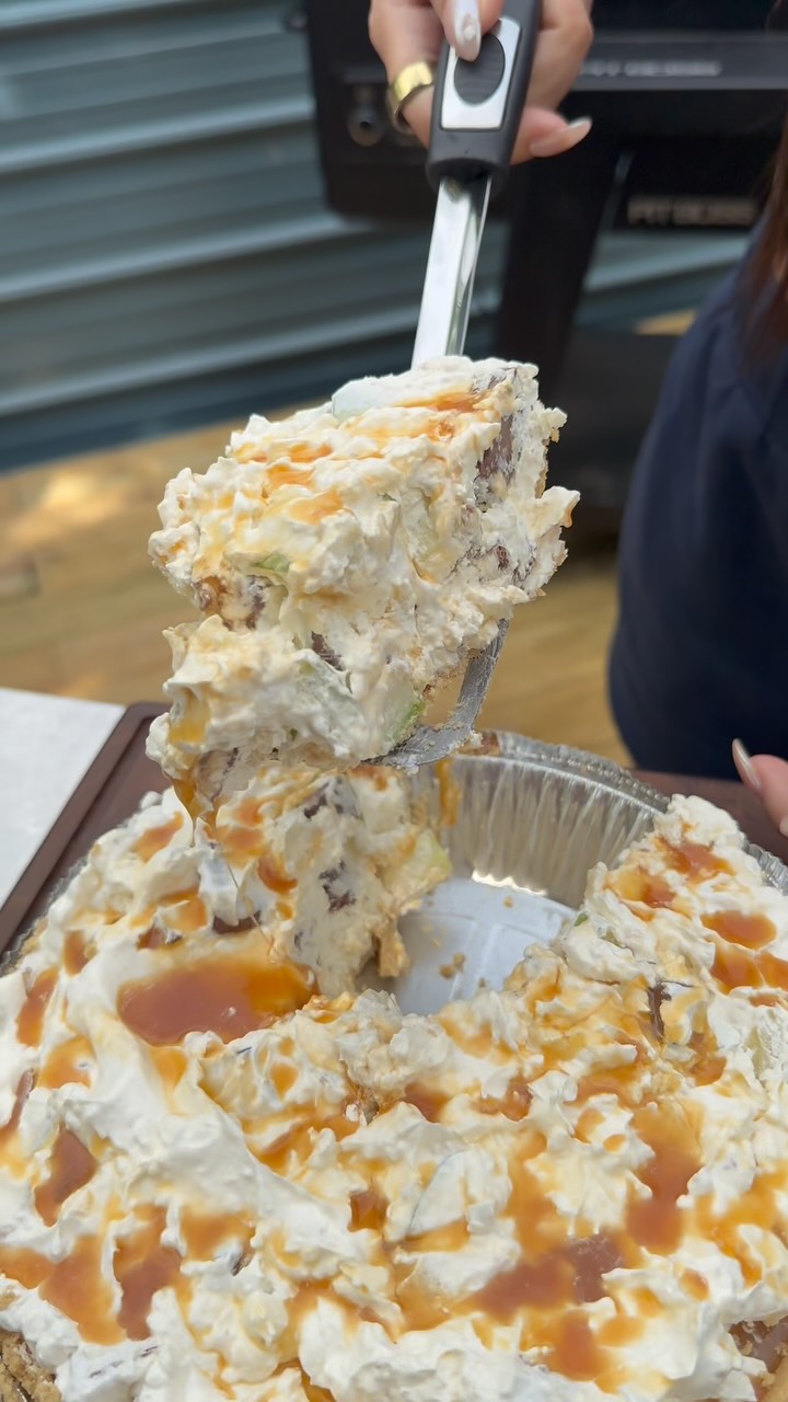 Instagram post by @richardeats_ for Meijer. Caption reads: Snickers Apple Pie with the help of my friends at....