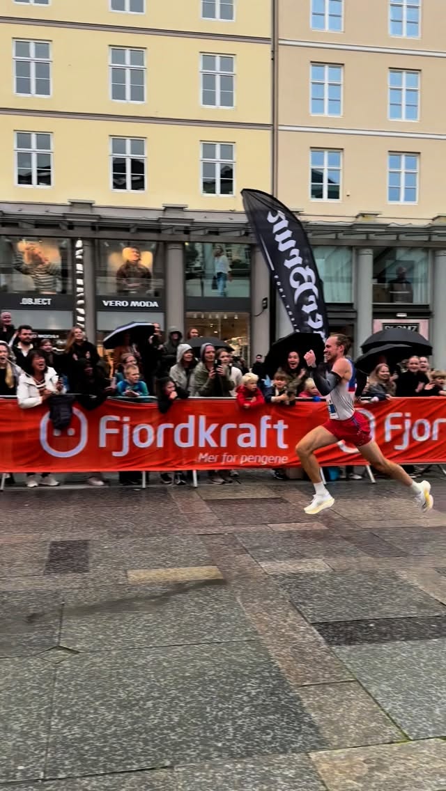 Instagram post by @marius.sorli for Bodylab. Caption reads: [reklame] Bergen City Milen🥇🔥🏃🏽‍♂️
Thanks for....