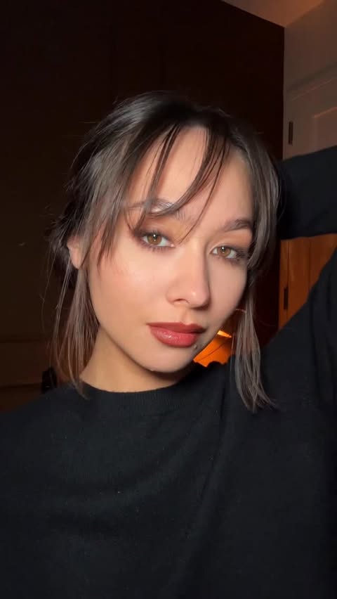 Instagram post by @zoekimkenealy for MCoBeauty. Caption reads: NYE party makeup inspired by the 90s it girl going....