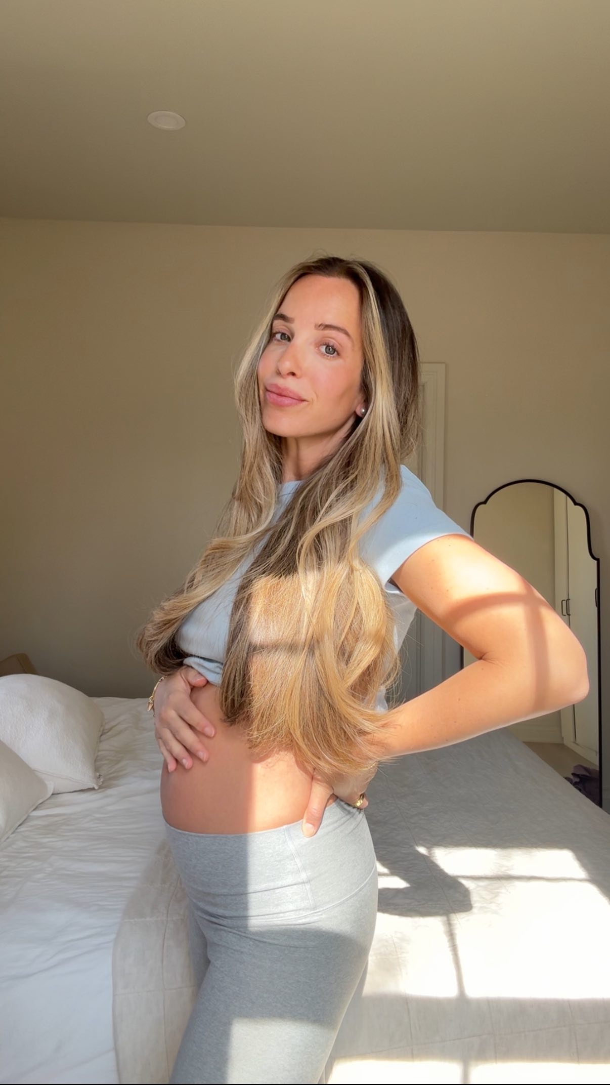 Instagram post by @themindfulblonde for Natural Cycles. Caption reads: #AD Conception can be a sensitive topic, but I....