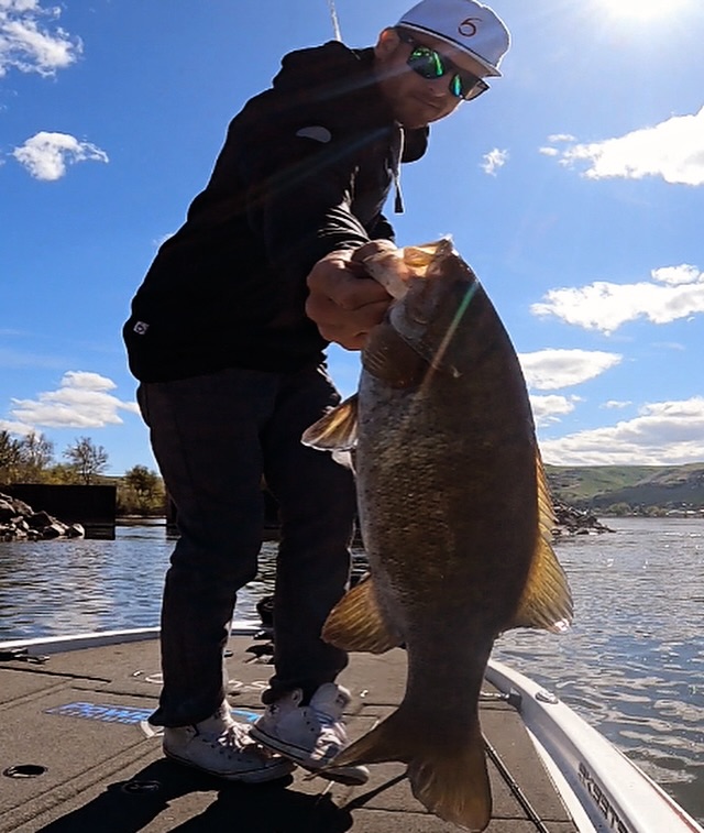 Instagram post by @joey.walton.fishing for 6th Sense Fishing. Caption reads: River tanks never get old! @6thsensefishing Glitch....