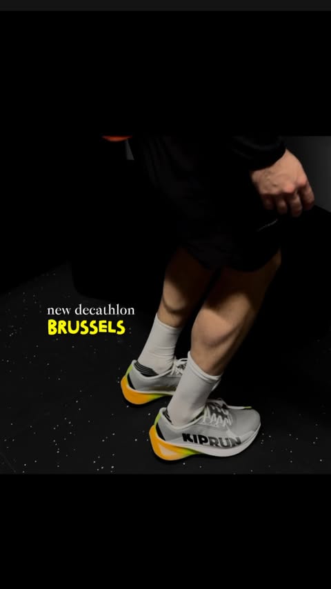 Instagram post by @mariustory for Decathlon. Caption reads: run chill & new spot in brussels 💙🍌....