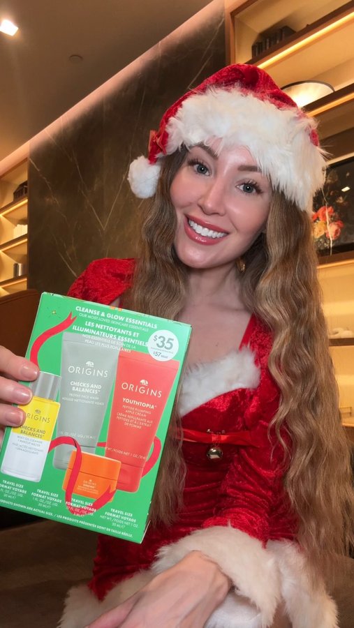 Instagram post by @jillian.gottlieb for Origins. Caption reads: Smells like the holidays 🎁 The $35 @origins....