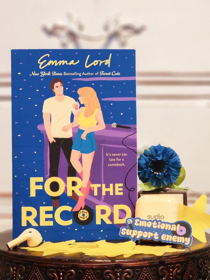 Instagram post by @booksloveandunderstanding for Sudio. Caption reads: 🎉 Pub Week Review 🎉
For The Record by Emma Lord....
