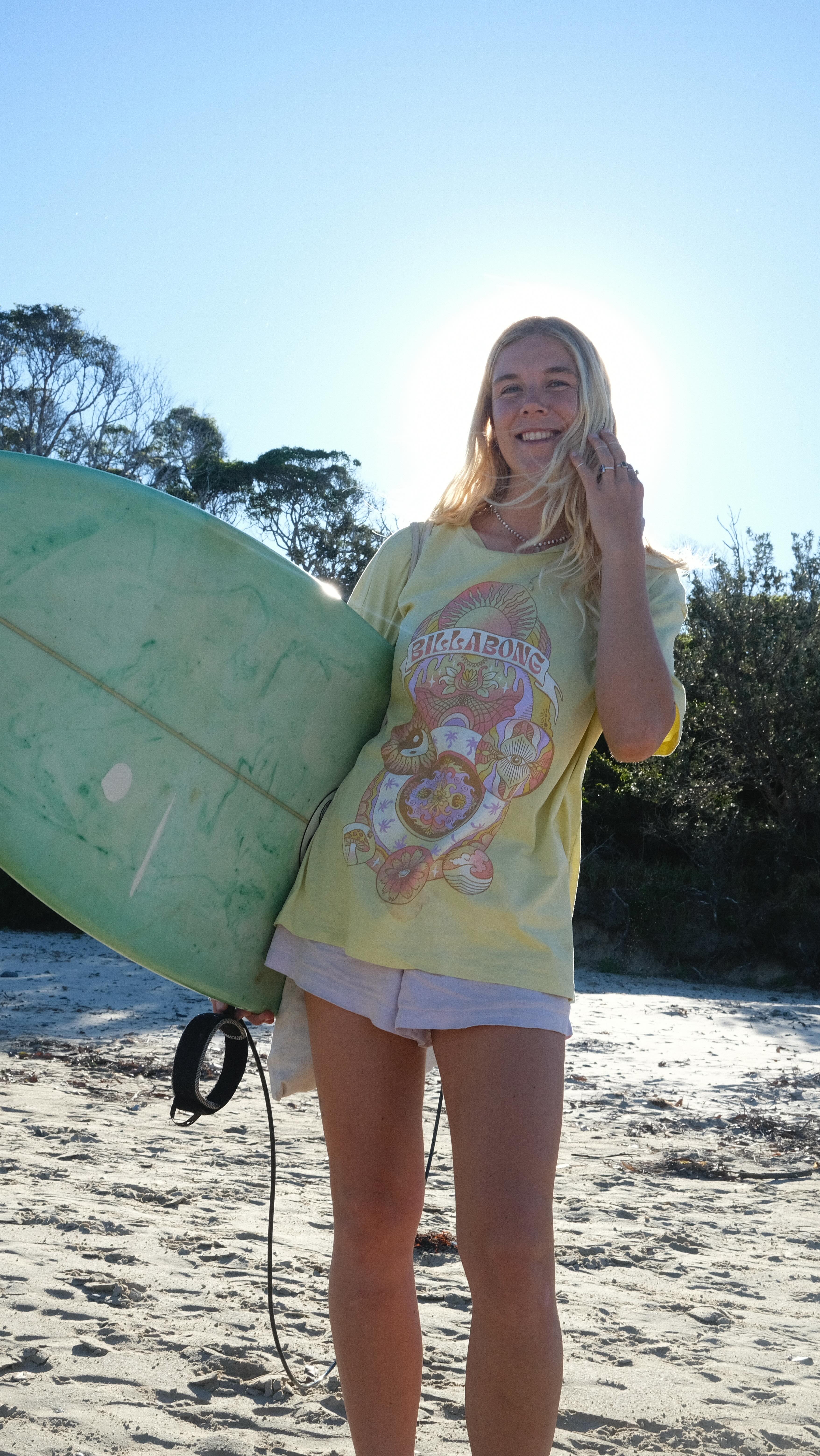 Instagram post by @ronja.yogaflow for Mojosurf. Caption reads: 🤙🏼❤️‍🔥 activities at the surf academy part 2....