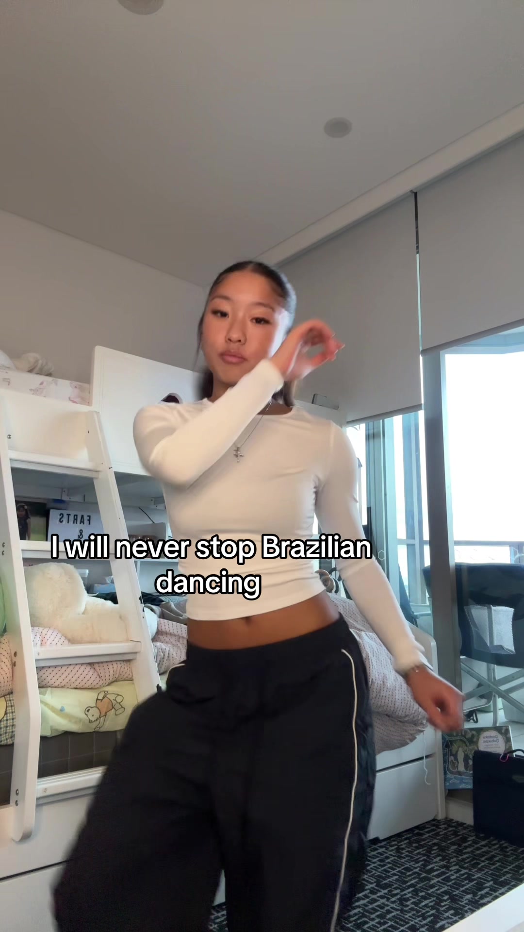 TikTok post by @naomislayslay for SHEIN Sports. Caption reads: [...] ‘AUSnaomislayslay154’ for discount!!!....