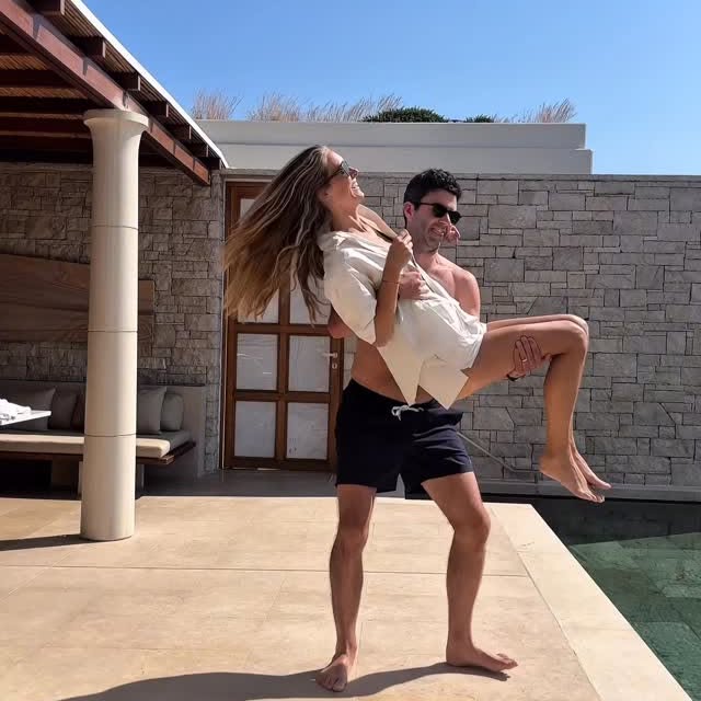 Instagram post by @carolinegilroy_ for Rhone. Caption reads: When in @rhone !!!!!!
@ggilroy27 had the better....