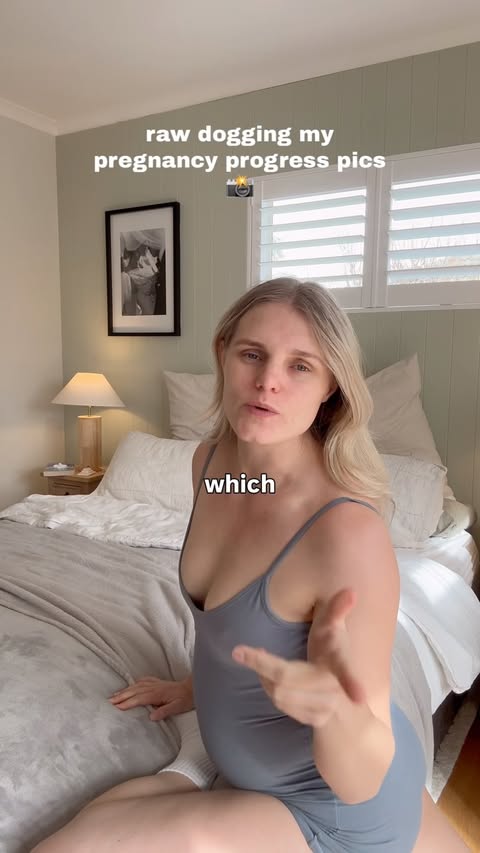 Instagram post by @squezetlee for FaceApp. Caption reads: [...] sesh- it’s a yes from me 🙂‍↕️ AD @faceapp....