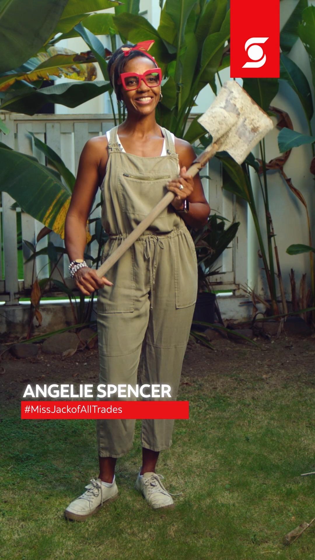 Instagram post by @angeliespeno for Scotiabank. Caption reads: Your backyard should feel exactly how you imagine....