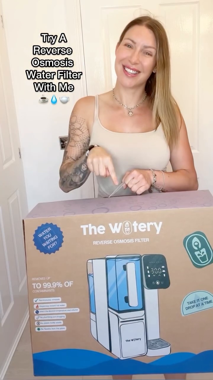 Instagram post by @tracykissdotcom for Milky Plant. Caption reads: How safe is your drinking water? 🚰 🫣....