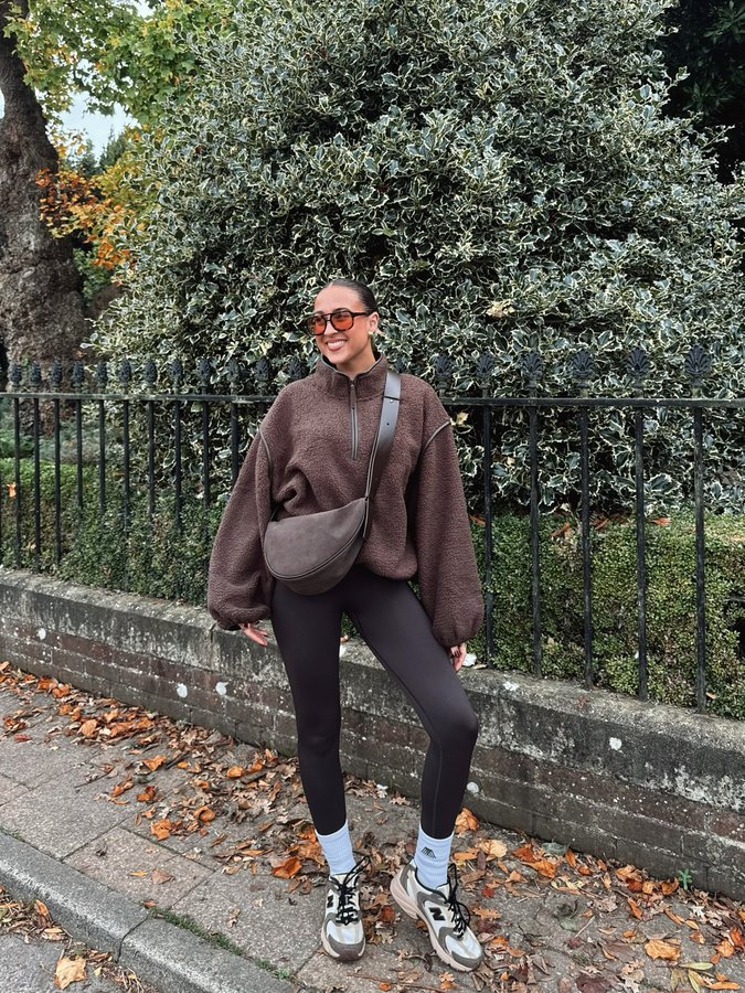 Instagram post by @sophieapps for 4TH ARQ. Caption reads: The best cosy cold weather essentials @4tharq....