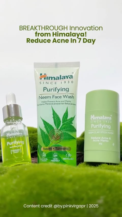 Instagram post by @by.pinkvirgapr for Himalaya Wellness. Caption reads: Yuk Reduce Acne and Acne Marks In 7 Days dengan....