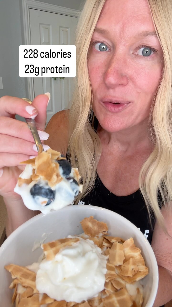 Instagram post by @thecaloriedeficitqueen for Chobani. Caption reads: High-Protein Dessert Hack (Tastes Like a Blueberry....