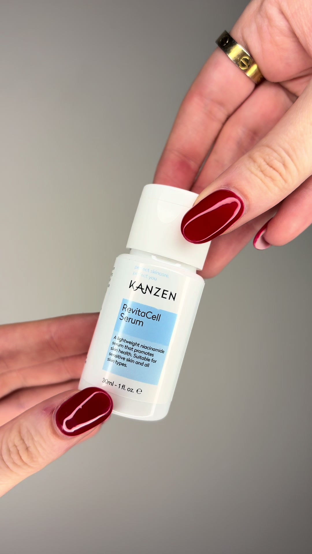 TikTok post by @laurenvenn_ for Kanzen Skincare. Caption reads: [...] Hydrated, glowy skin thanks to @Kanzen....