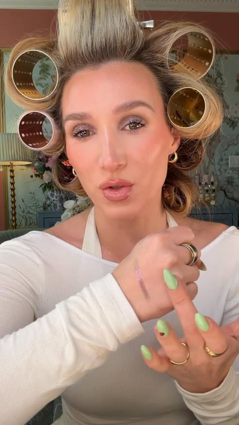Instagram post by @southernwestsunshine for Bobbi Brown Cosmetics. Caption reads: I’ve been IN LOVE with @bobbibrown New Crystal....