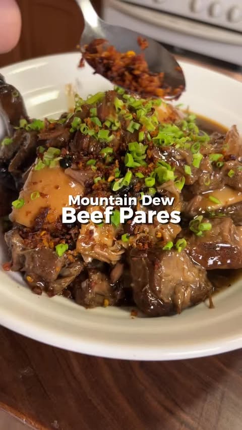 Instagram post by @matthenares for Mountain Dew. Caption reads: Leftover Mountain Dew: Beef Pares
Tag dew-lan at....