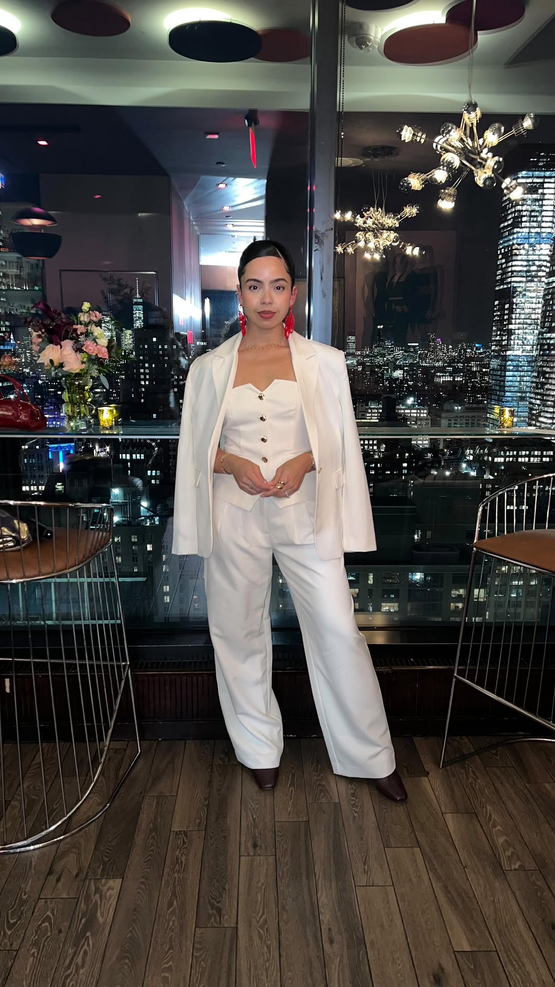 Instagram post by @jennyydelarosa for Jcpenney. Caption reads: It’s giving Big Fashion Energy ✨

Hung out with....