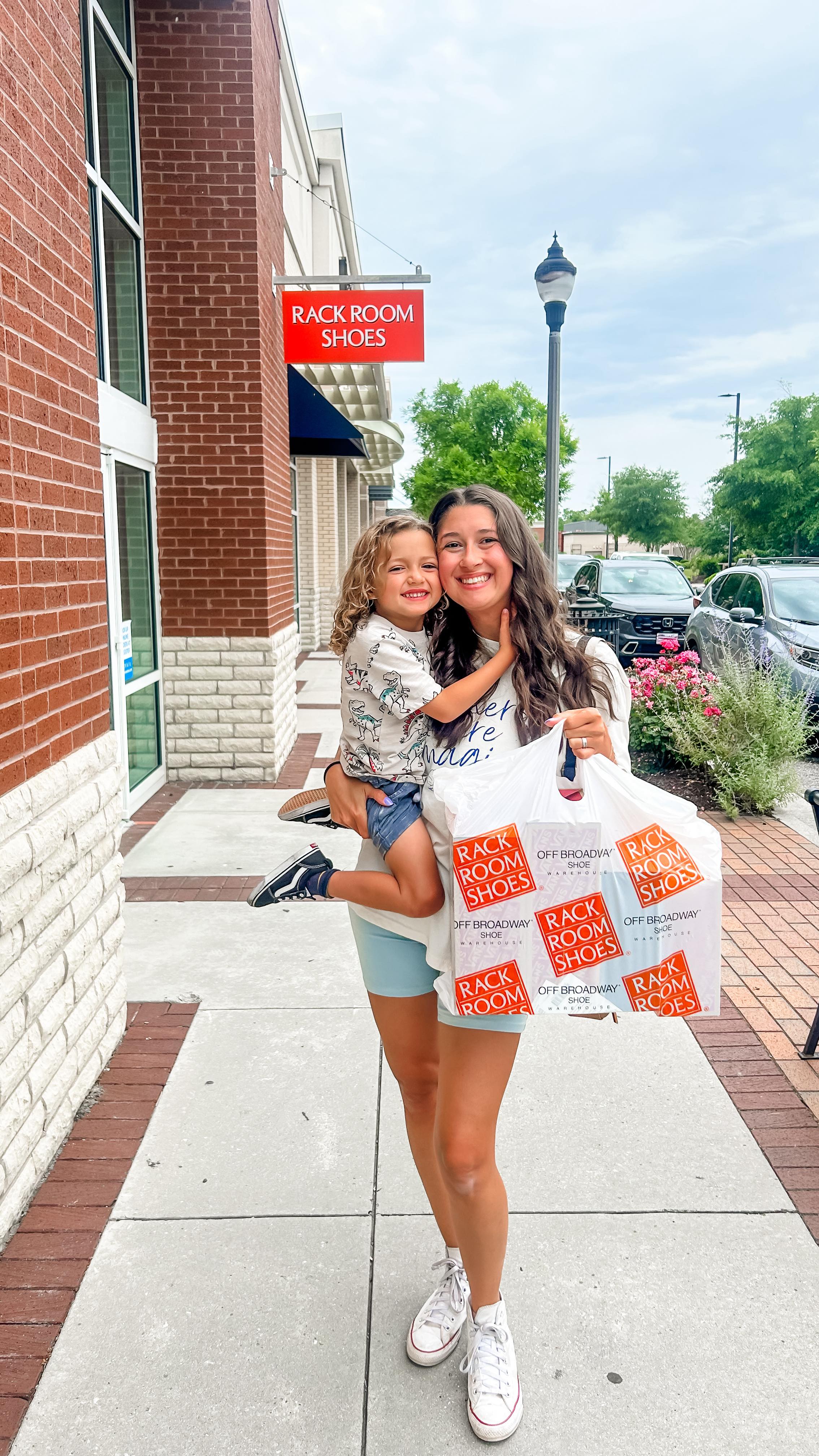 Instagram post by @surratt_holly for Rack Room Shoes. Caption reads: [...] shoe shopping done right at @myrackroomshoes....