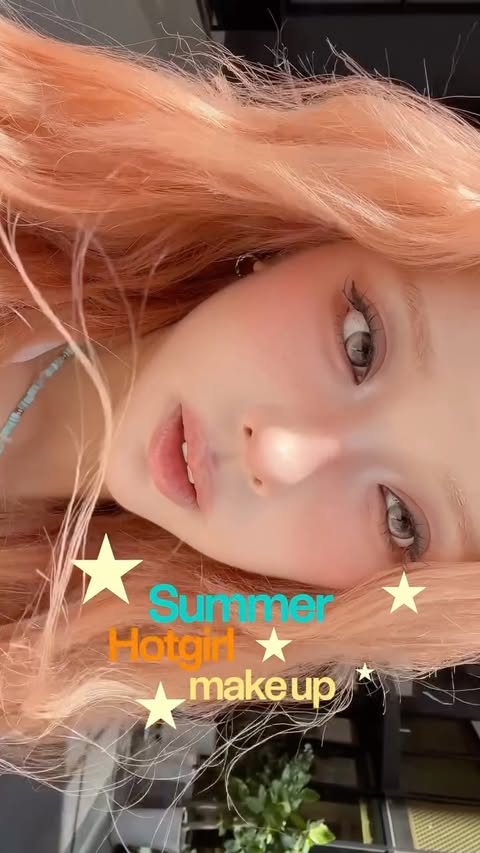 Instagram post by @364d_ for Dear.AI. Caption reads: Summer Hotgirl makeup..🍑🧡 #광고 태닝없이 블러셔 하나로....