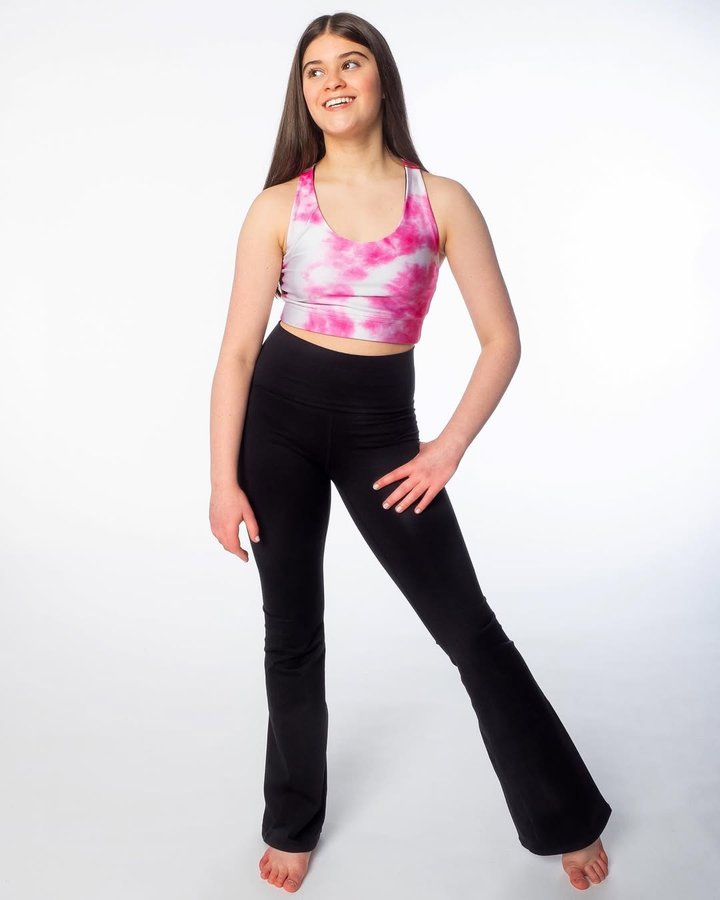 Instagram post by @official.remidancer for Terez. Caption reads: [...] you.”. #behappy #joyteam
.
Wearing:  @terez....