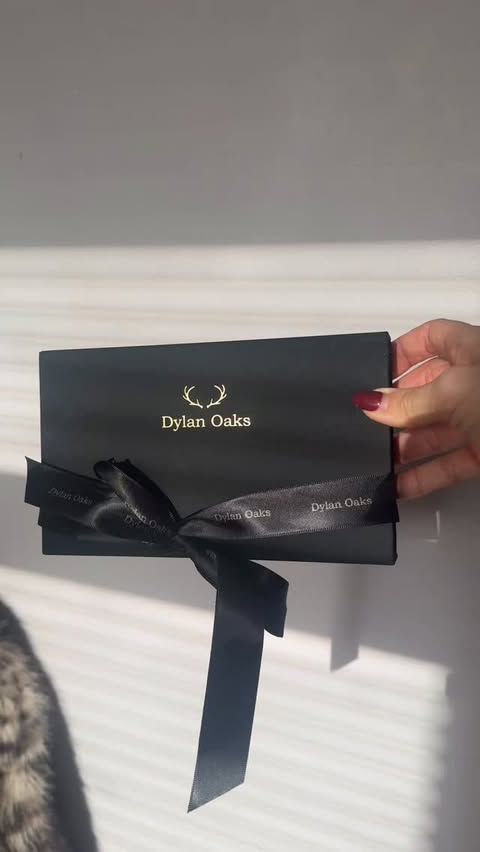 Instagram post by @fionnualafurphy for Dylan Oaks. Caption reads: @dylanoaksofficial have you sorted for every [...].