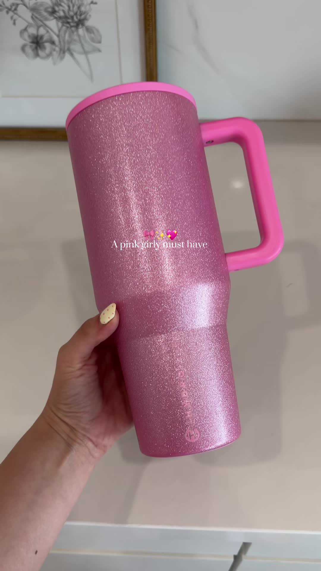 TikTok post by @kierra_b_lifestyle for HYDROJUG. Caption reads: @HYDROJUG never misses 💕💖🌸 #pinkaesthetic [...].