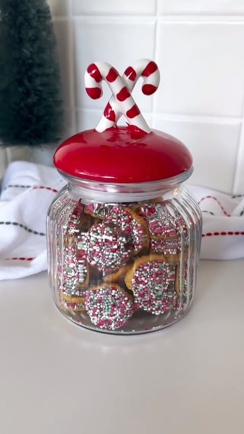 Instagram post by @alicias._kitchen for RITZ Crackers. Caption reads: We had to give the viral freckles a go. They are....